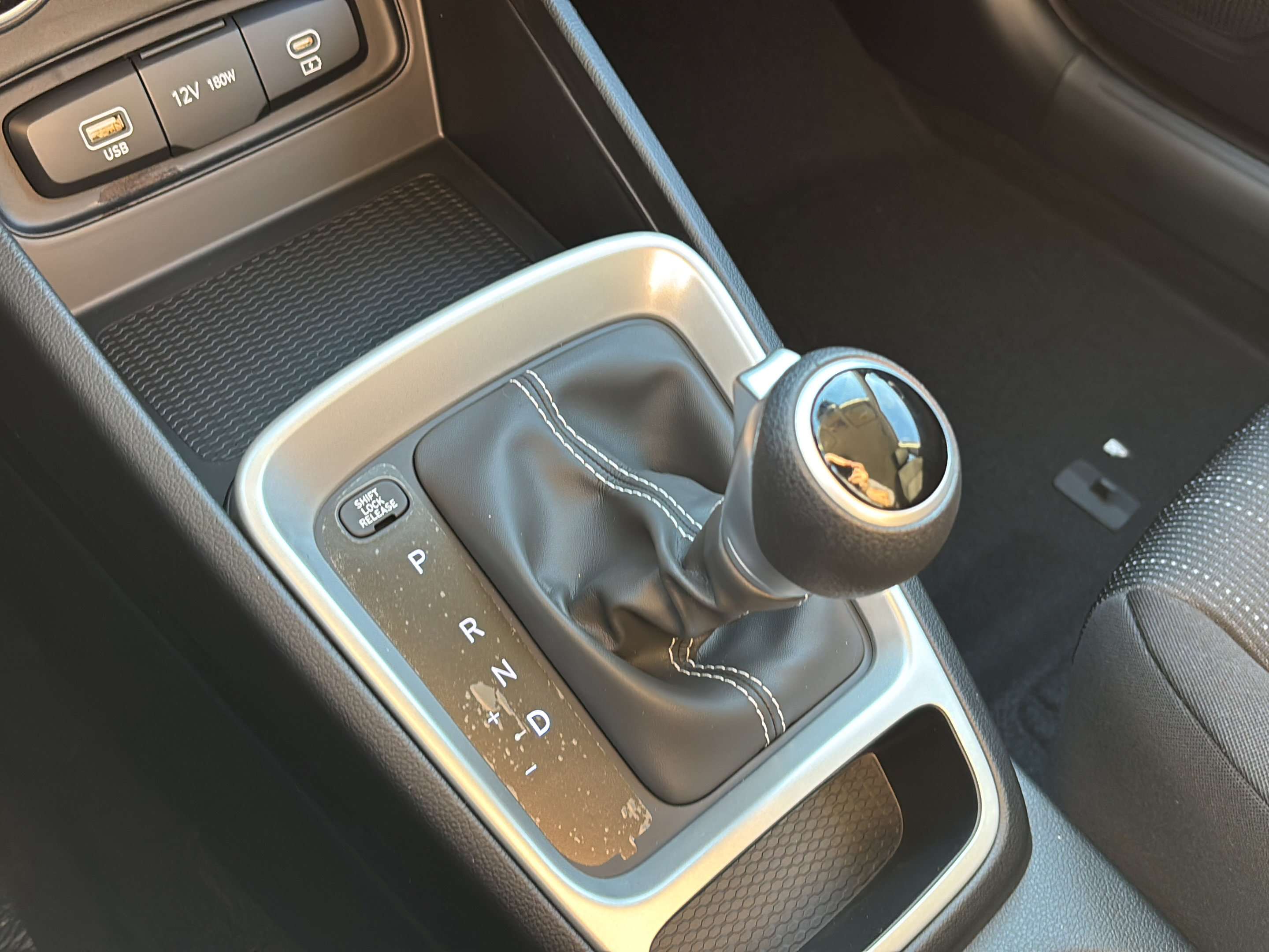 New 2026 Hyundai Venue SE FWD image 18