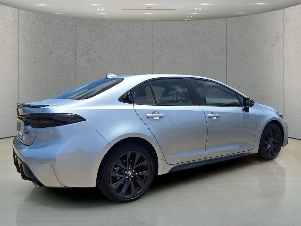 Used 2023 Toyota Corolla XSE FWD image 5