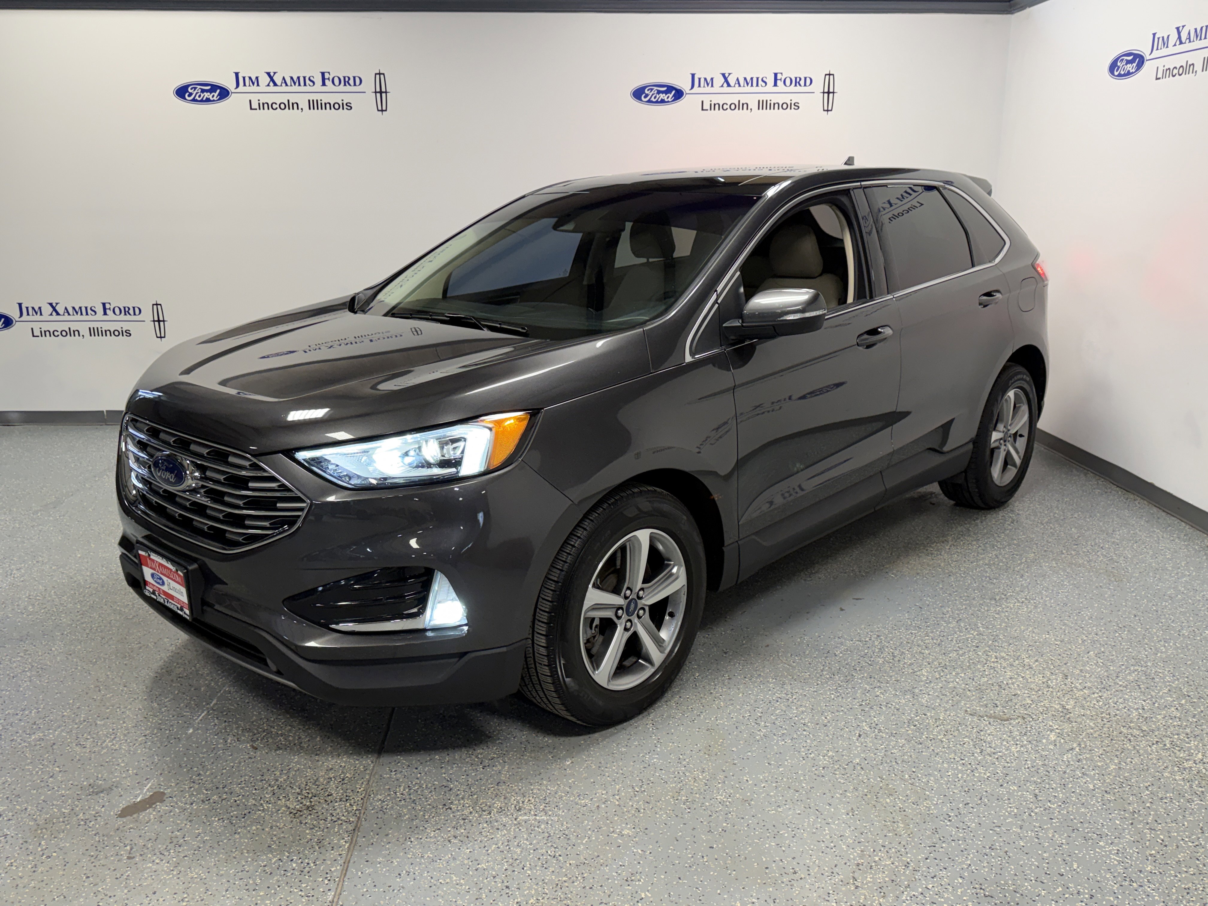 Used 2019 Ford Edge SEL image 3