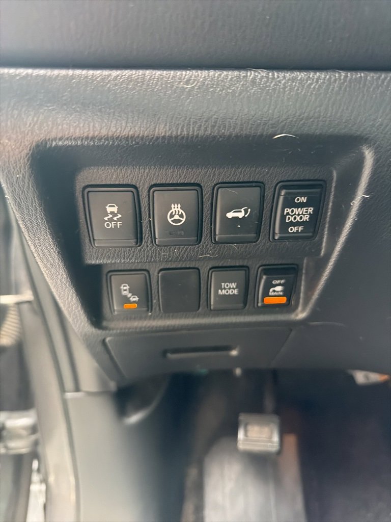 Used 2017 Nissan Pathfinder SL image 24