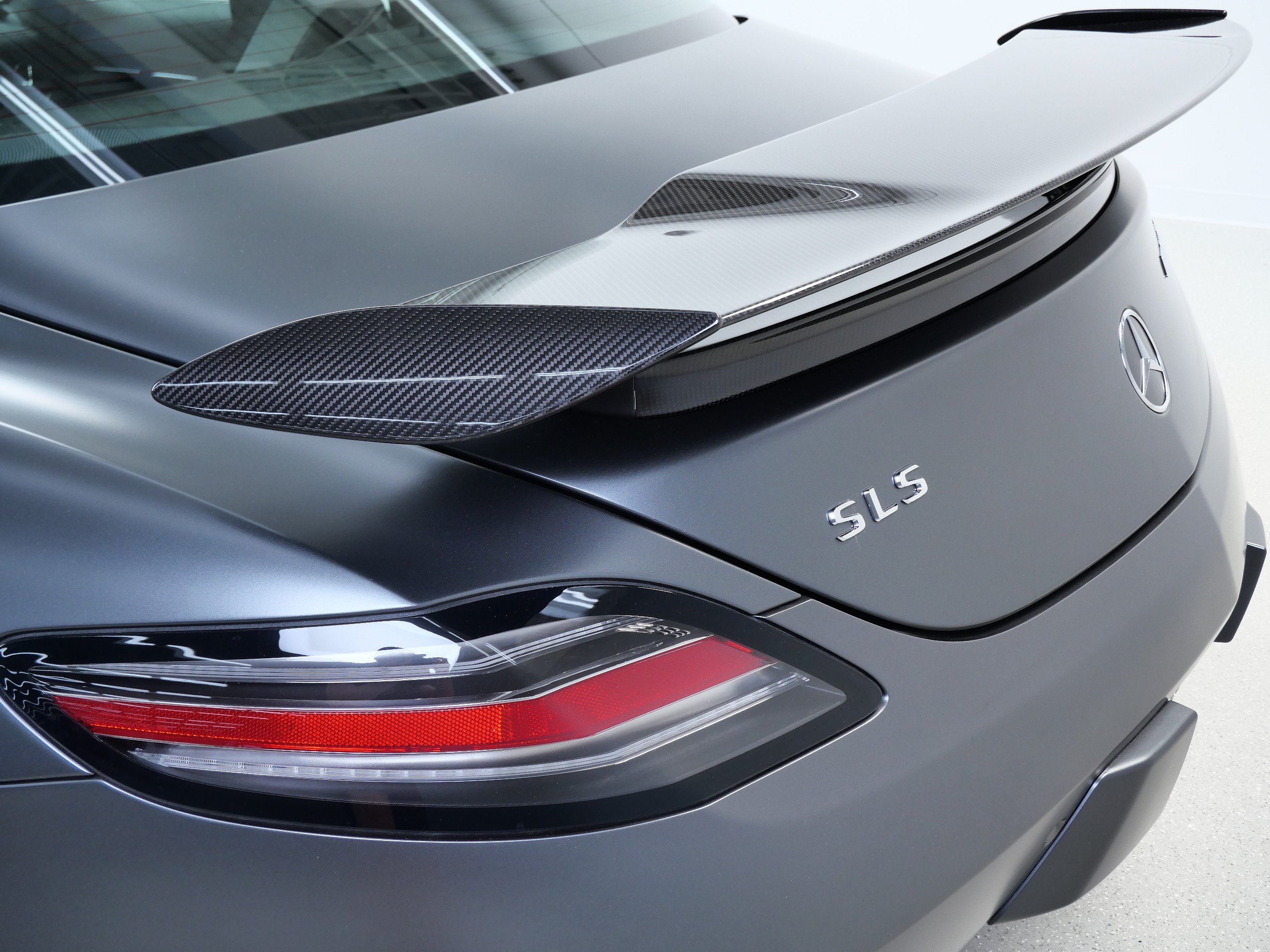 Used 2015 Mercedes-Benz SLS AMG GT Final Edition image 15
