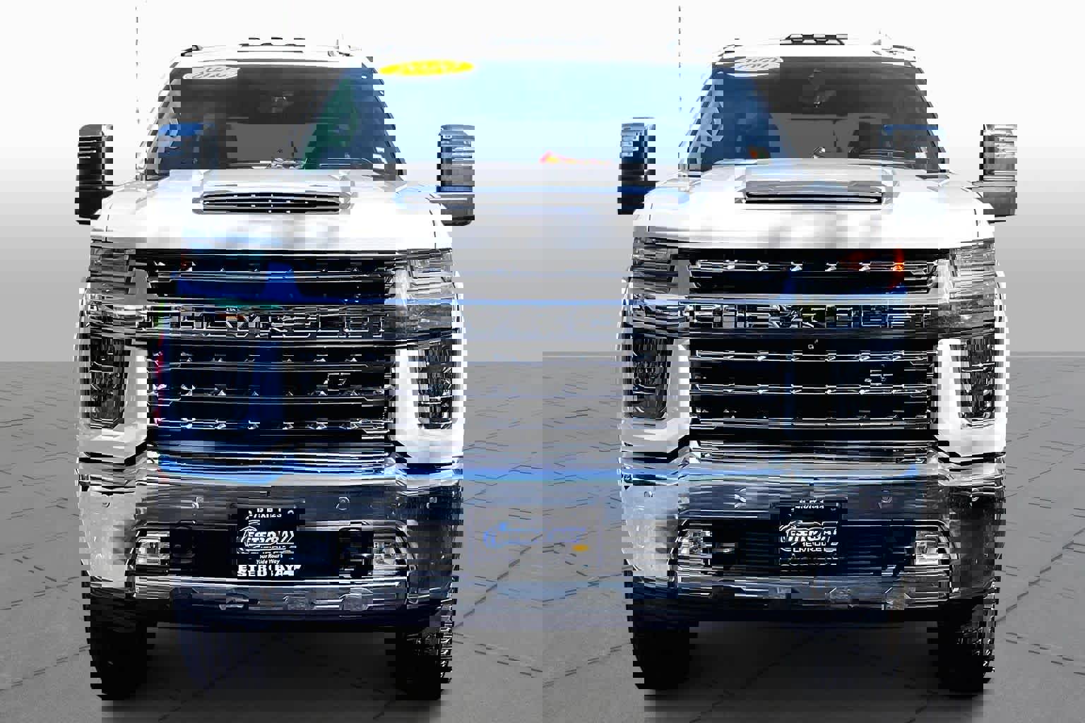 Used 2020 Chevrolet Silverado 2500 LTZ w/ LTZ Premium Package image 3