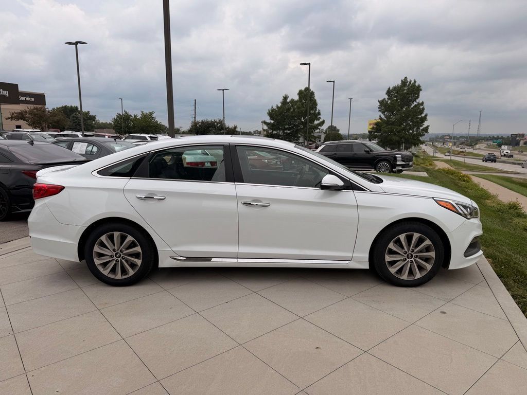 Used 2017 Hyundai Sonata Sport w/ Value Edition Package 02 FWD image 10