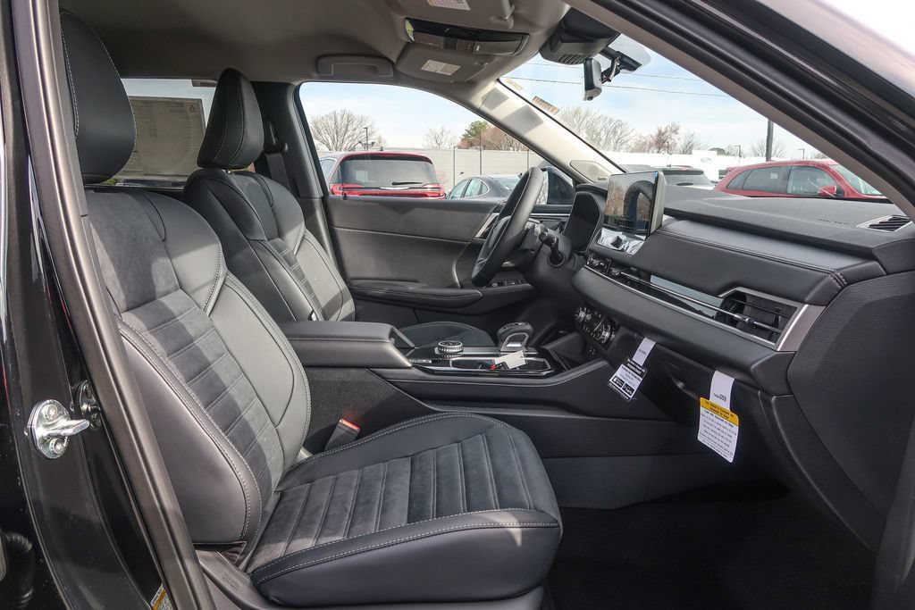 New 2026 Mitsubishi Outlander SE AWD/4WD image 18