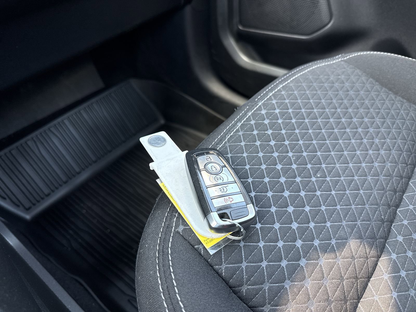 Used 2023 Ford Escape Active AWD/4WD image 39