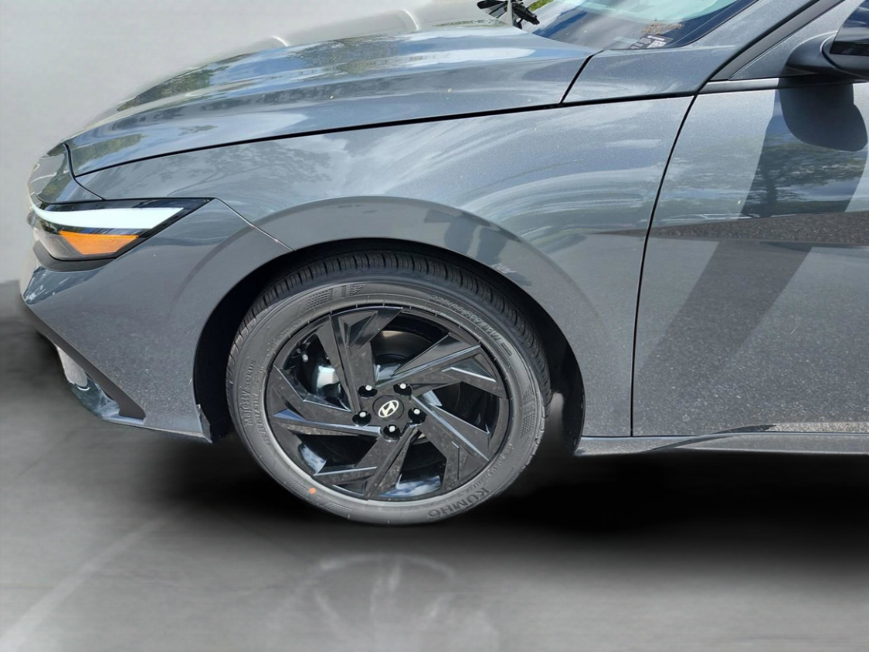 New 2026 Hyundai Elantra Sport image 25