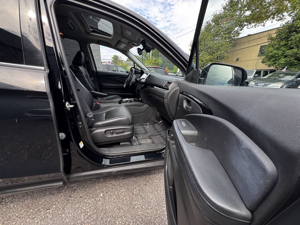 Used 2016 Honda Pilot Elite image 18