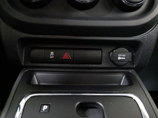 Used 2014 Jeep Compass Sport w/ Power Value Group image 20