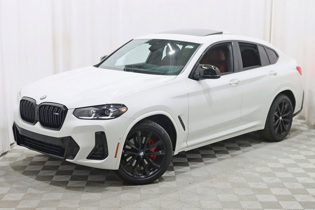 Used 2024 BMW X4 M40i w/ Premium Package image 7