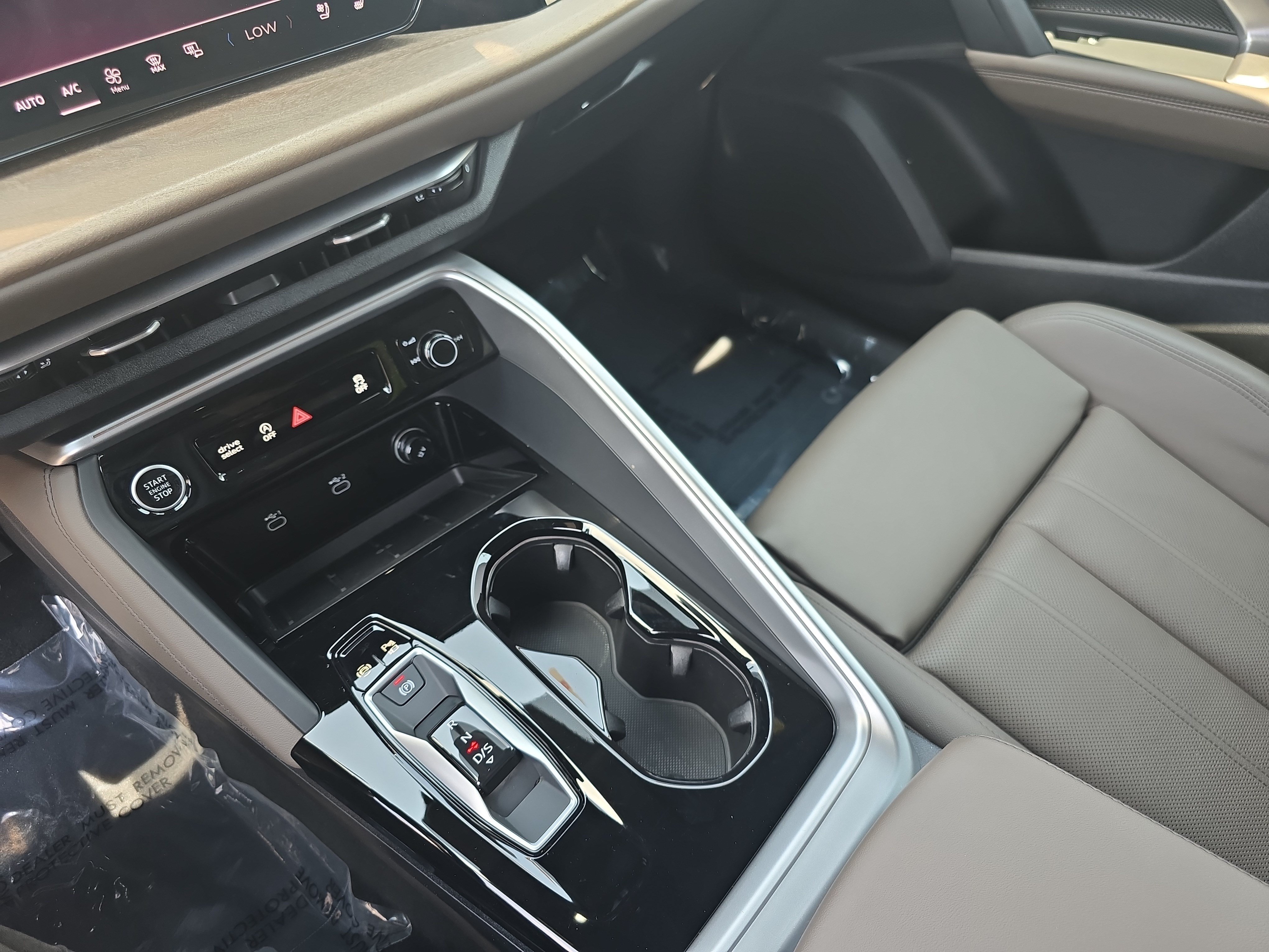Certified 2025 Audi Q5 Premium Plus w/ Premium Plus AWD/4WD image 21