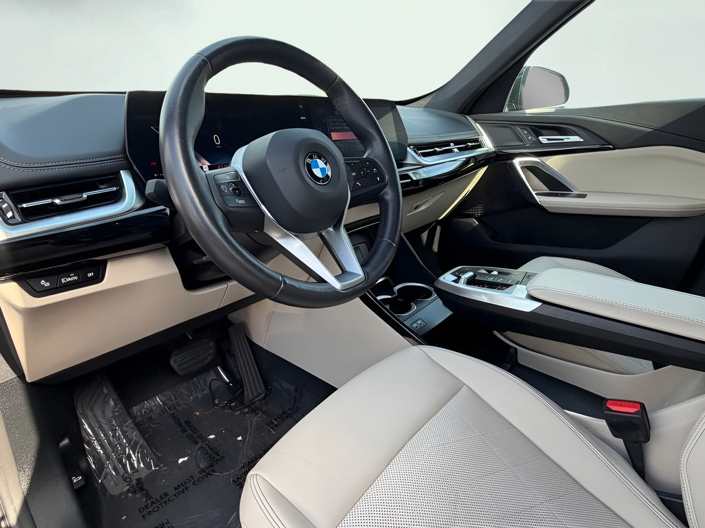 Used 2025 BMW X1 xDrive28i w/ Convenience Package AWD/4WD image 29