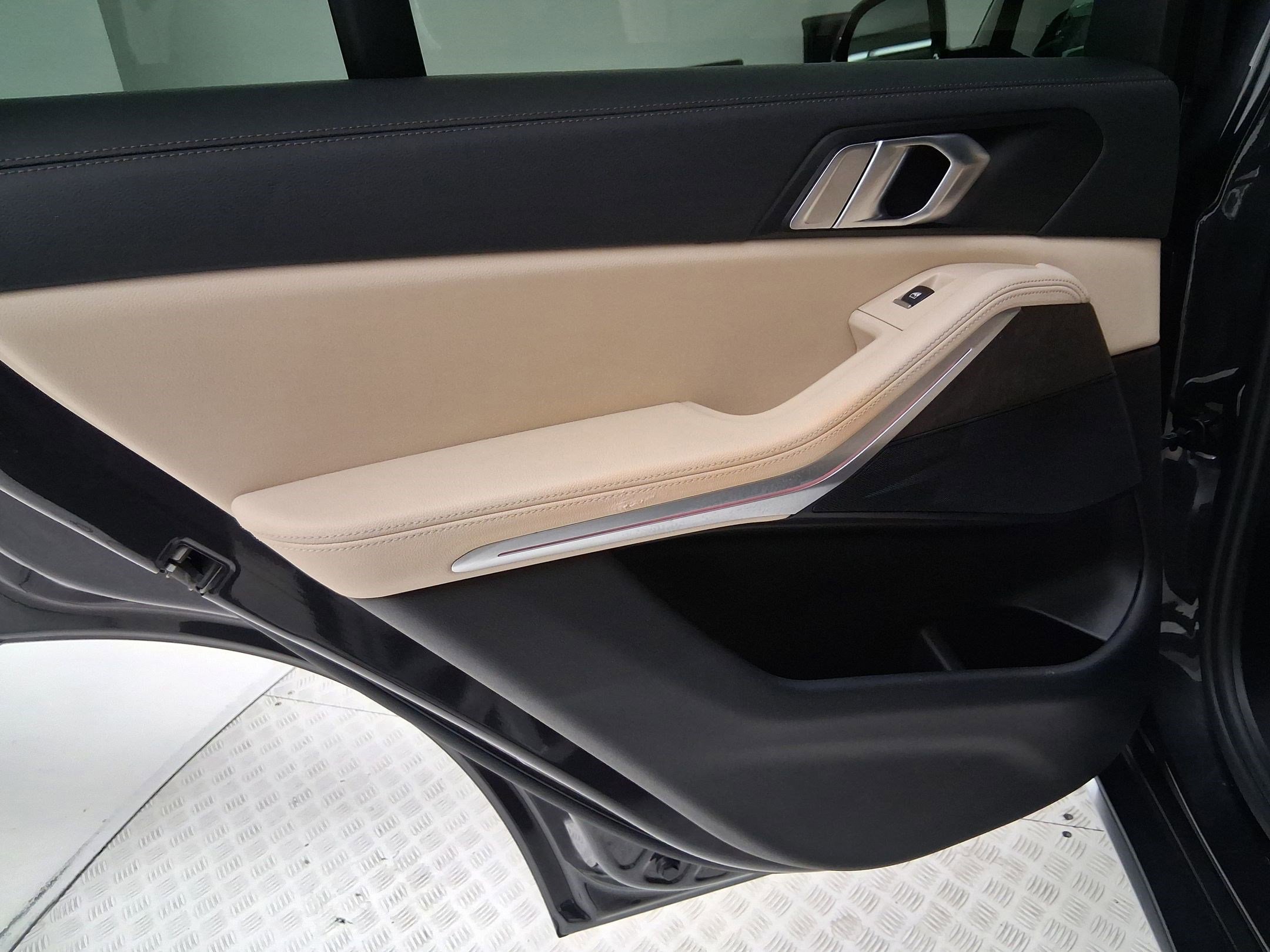 Used 2022 BMW X5 sDrive40i w/ Parking Assistance Package RWD image 32