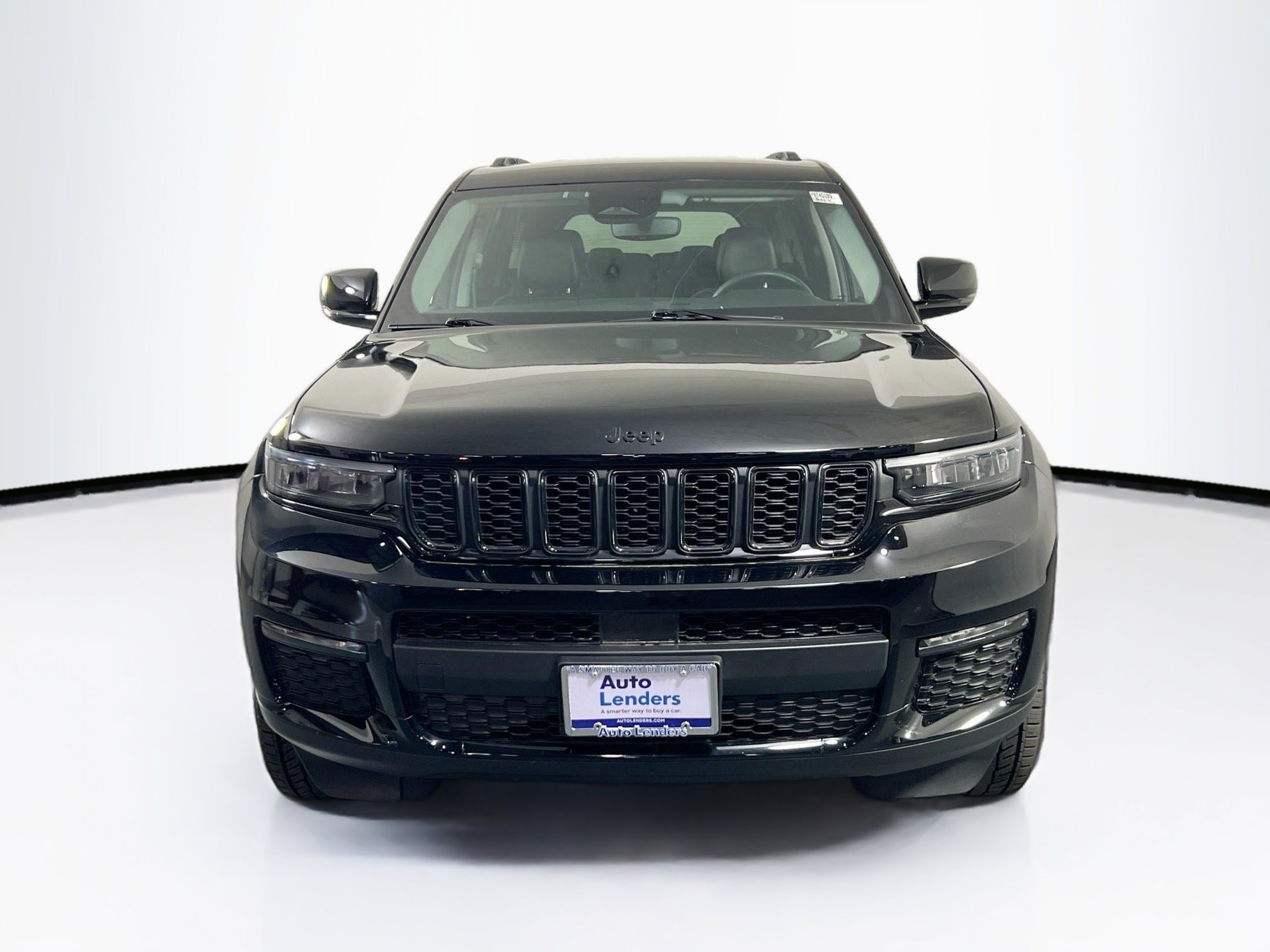 Used 2023 Jeep Grand Cherokee L Limited w/ Black Appearance Package AWD/4WD image 2