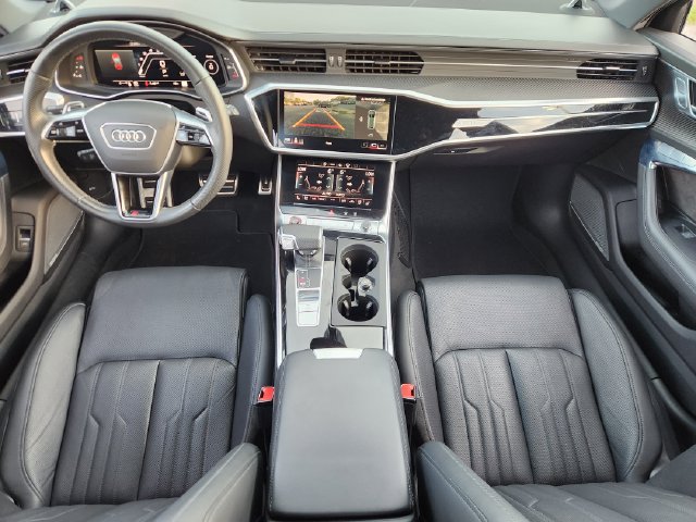 Used 2021 Audi RS 6 AWD/4WD image 24