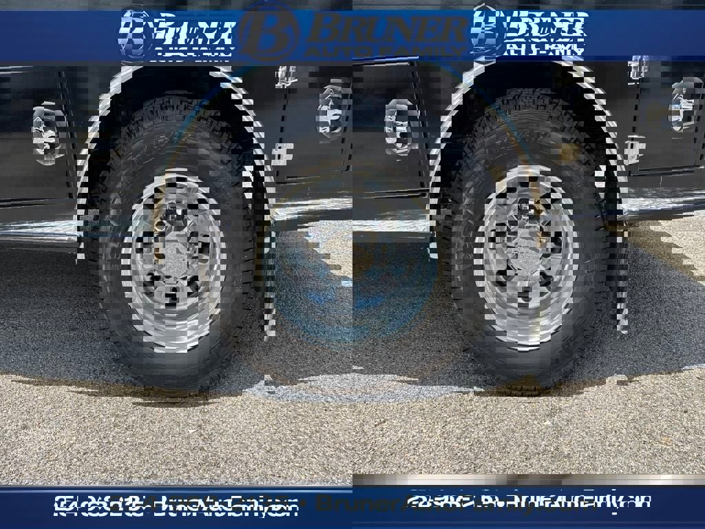 Used 2024 GMC Sierra 3500 Denali w/ Denali Reserve Package image 8