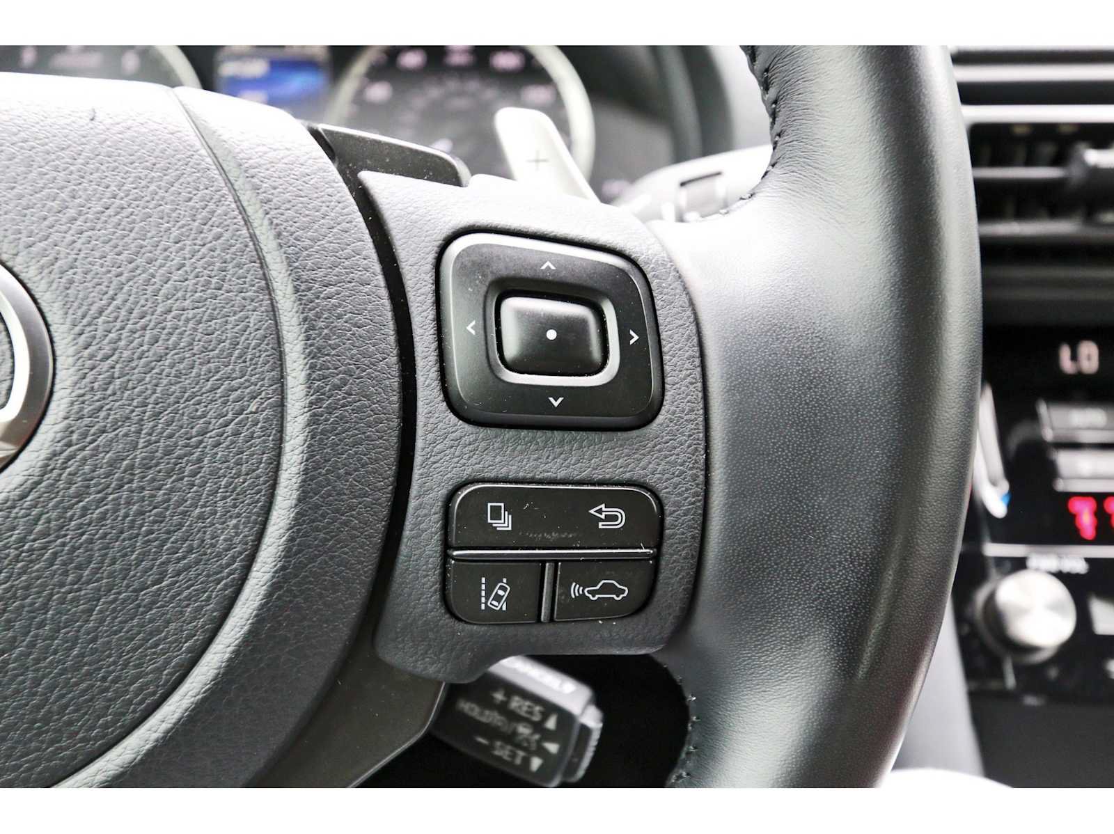 Used 2024 Lexus IS 350 F Sport RWD image 16