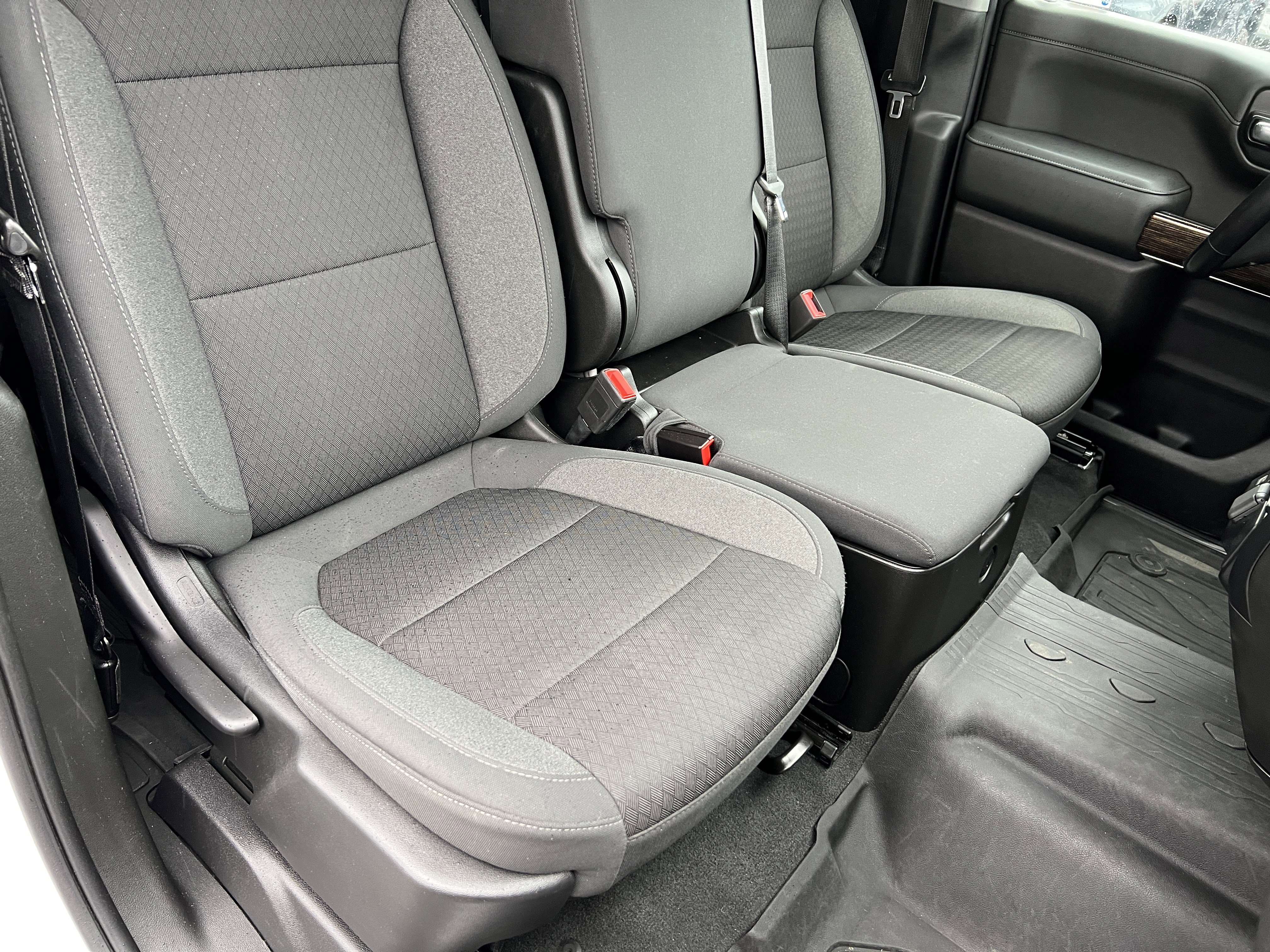 Used 2022 GMC Sierra 1500 Elevation image 24