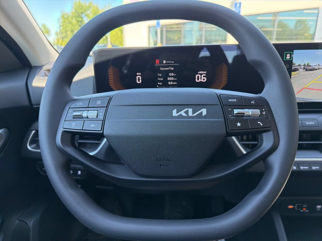 New 2026 Kia K4 FWD image 30