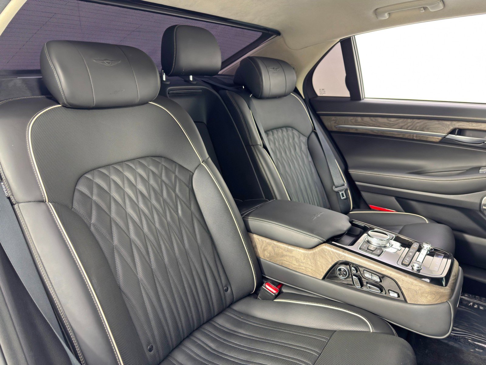 Used 2021 Genesis G90 5.0 Ultimate image 50