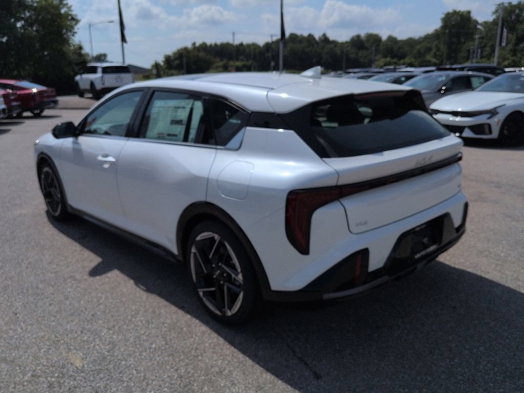 New 2026 Kia K4 EX w/ GT-Line Premium Package FWD image 5