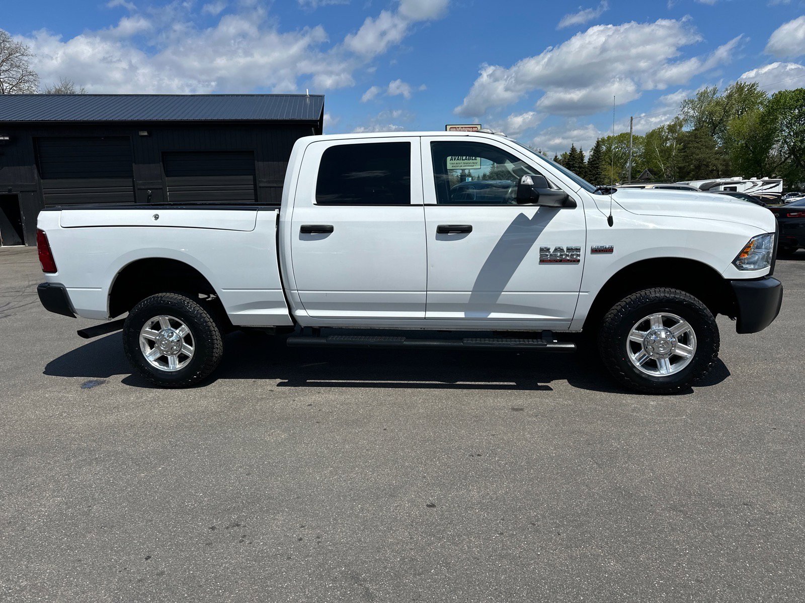 Used 2018 RAM 2500 Tradesman w/ Popular Equipment Group AWD/4WD image 2