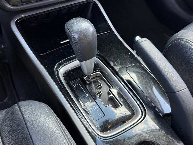 Used 2017 Mitsubishi Outlander SEL image 21