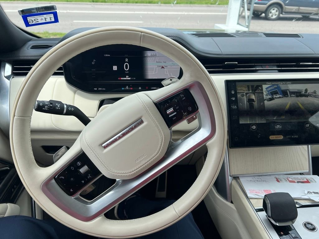 Used 2024 Land Rover Range Rover Autobiography AWD/4WD image 13
