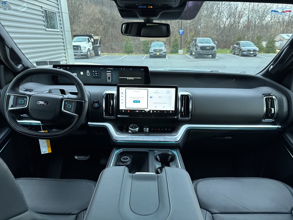 New 2025 Ford Expedition Max Platinum w/ Stealth Performance Package image 3