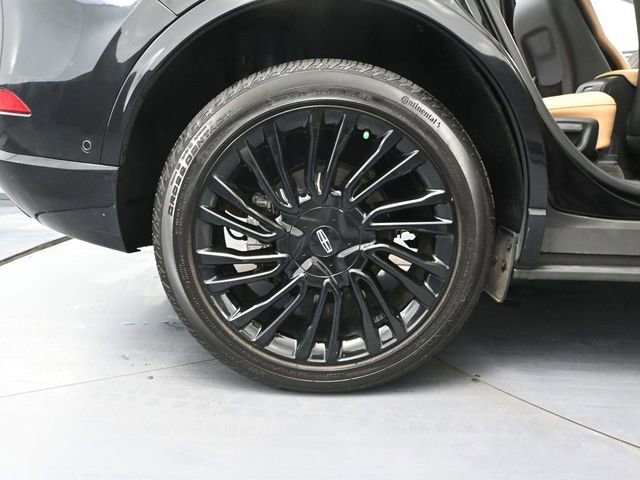 Used 2022 Lincoln Corsair Reserve w/ Equipment Group 201A image 17