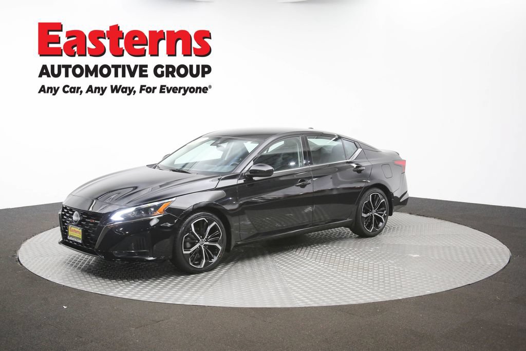 Used 2025 Nissan Altima 2.5 SR FWD image 52