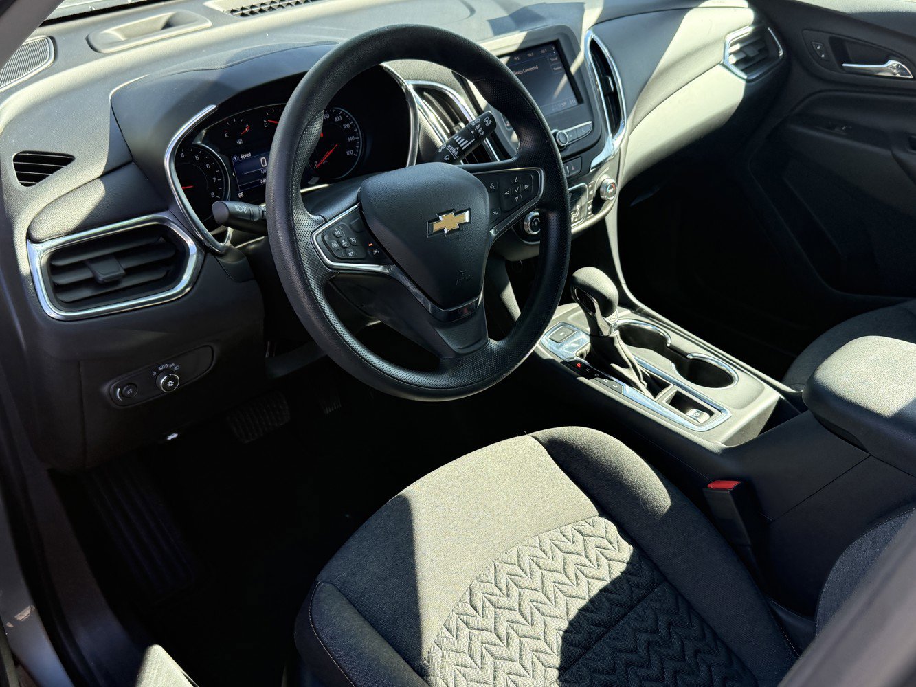 Used 2024 Chevrolet Equinox LT AWD/4WD image 10