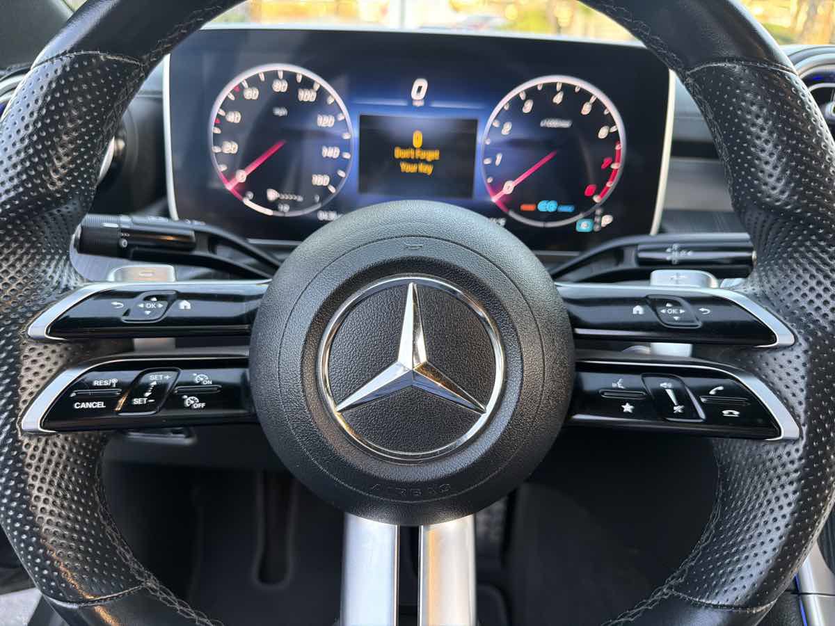 Used 2022 Mercedes-Benz C 300 Sedan image 22