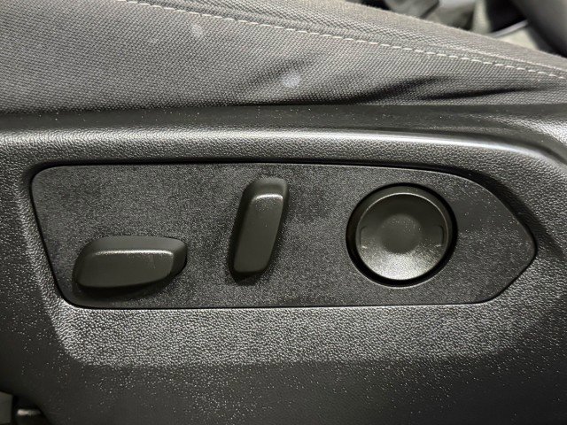 Used 2024 Chevrolet Silverado 2500 Custom w/ Custom Value Package image 37