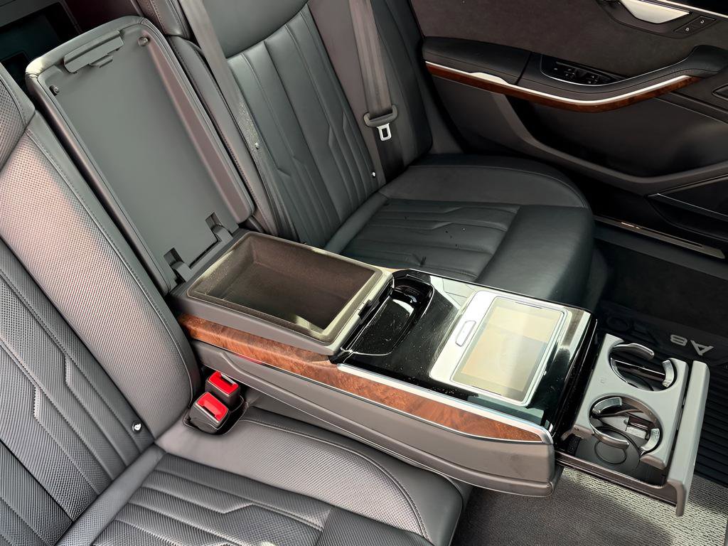 Used 2021 Audi A8 L 4.0T w/ Executive Plus Package image 32