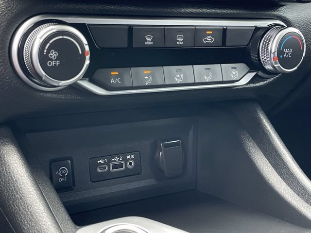Used 2024 Nissan Sentra SV w/ Lighting Package FWD image 19