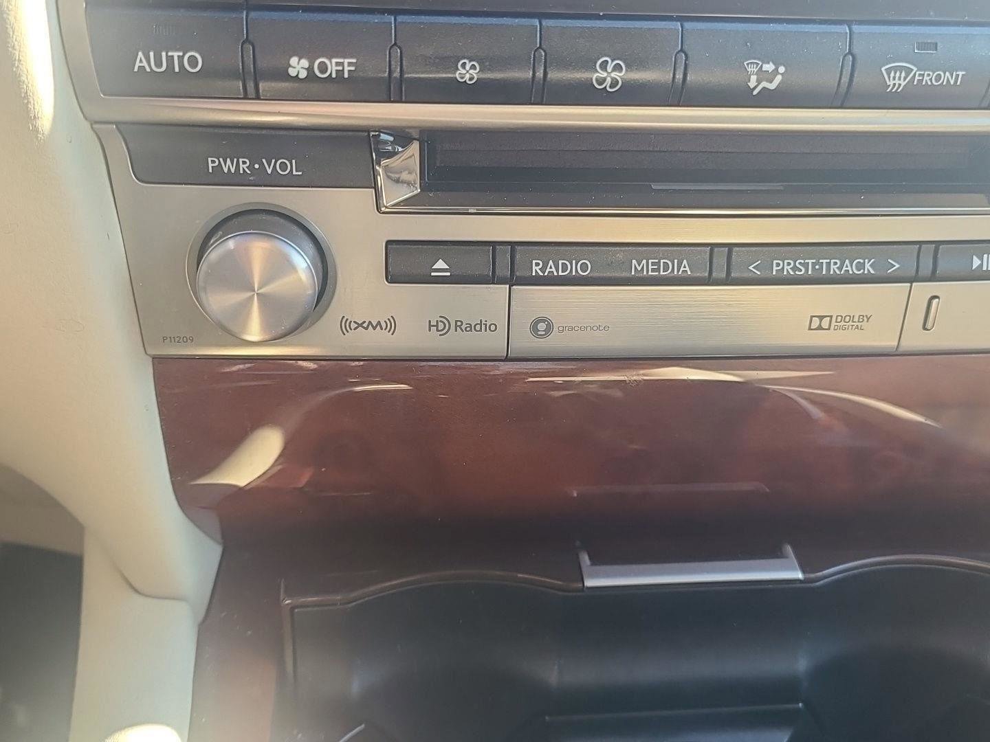 Used 2016 Lexus LS 460 image 24