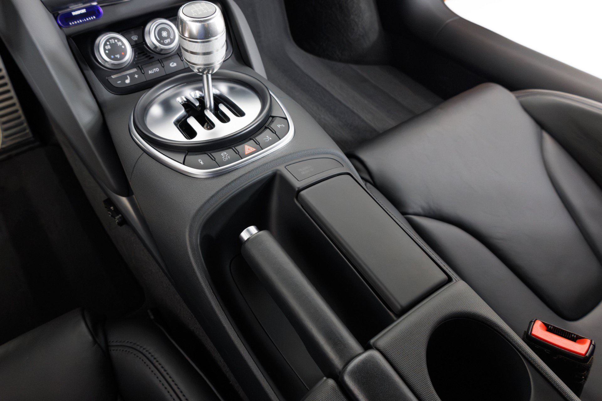 Used 2011 Audi R8 V10 AWD/4WD image 23
