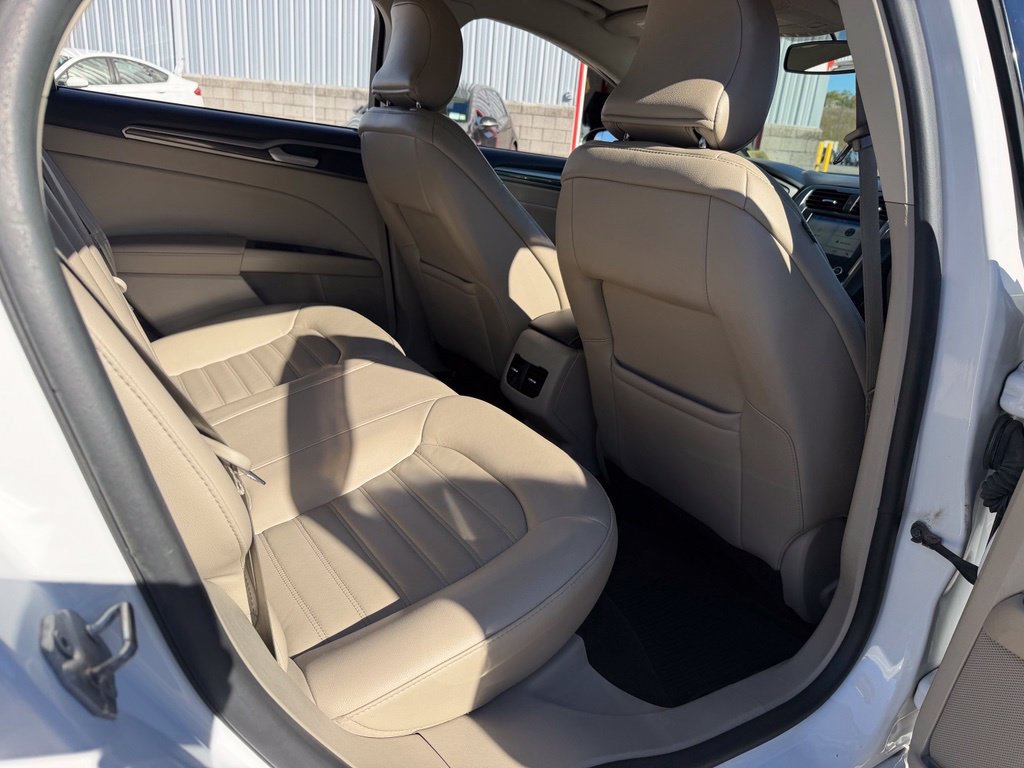 Used 2018 Ford Fusion SE w/ Fusion SE Technology Package AWD/4WD image 30