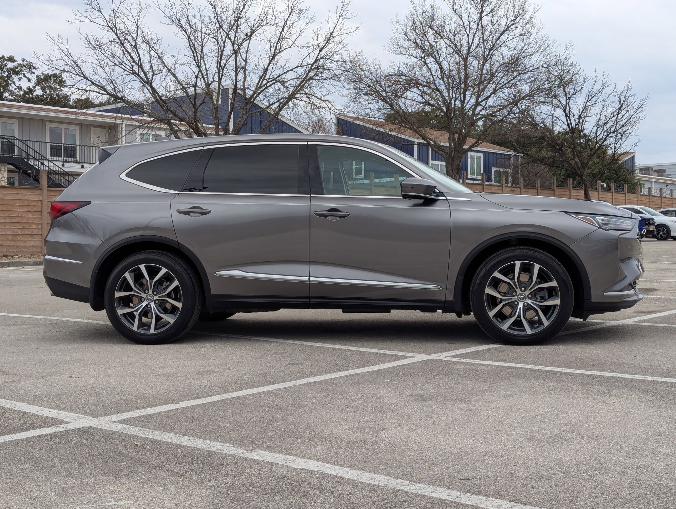 Certified 2023 Acura MDX SH-AWD w/ Technology Package image 3