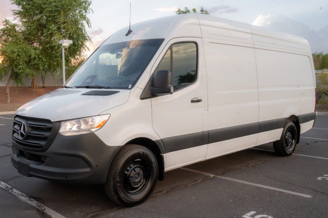 Used 2025 Mercedes-Benz Sprinter 2500 image 1