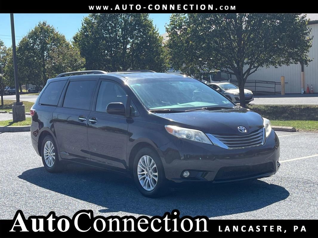 Used 2016 Toyota Sienna XLE