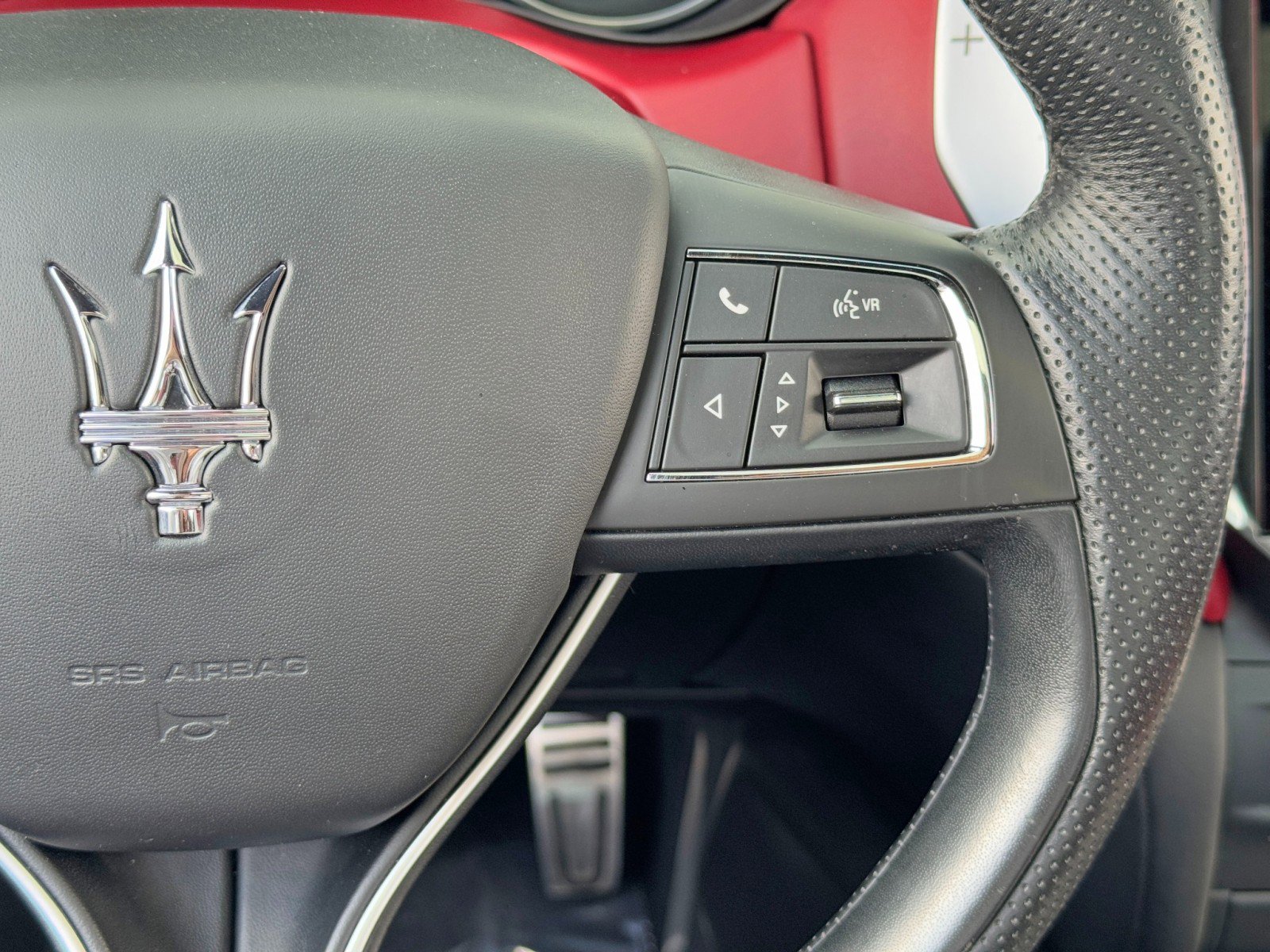 Used 2021 Maserati Ghibli Trofeo image 24