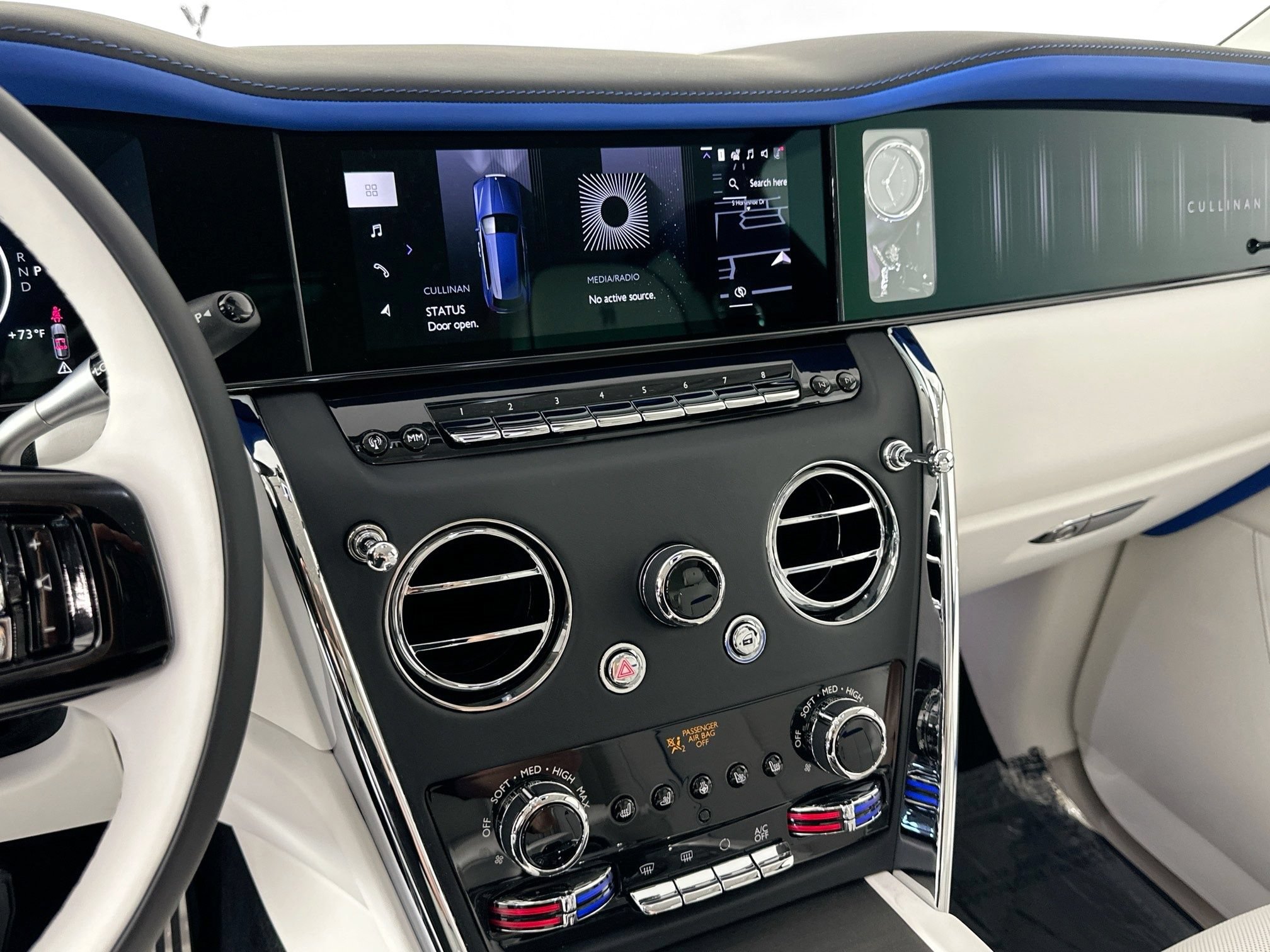 New 2026 Rolls-Royce Cullinan AWD/4WD image 13