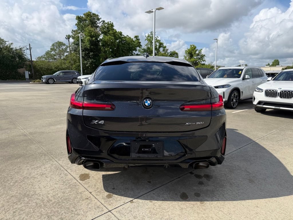Certified 2024 BMW X4 xDrive30i w/ Premium Package AWD/4WD image 4
