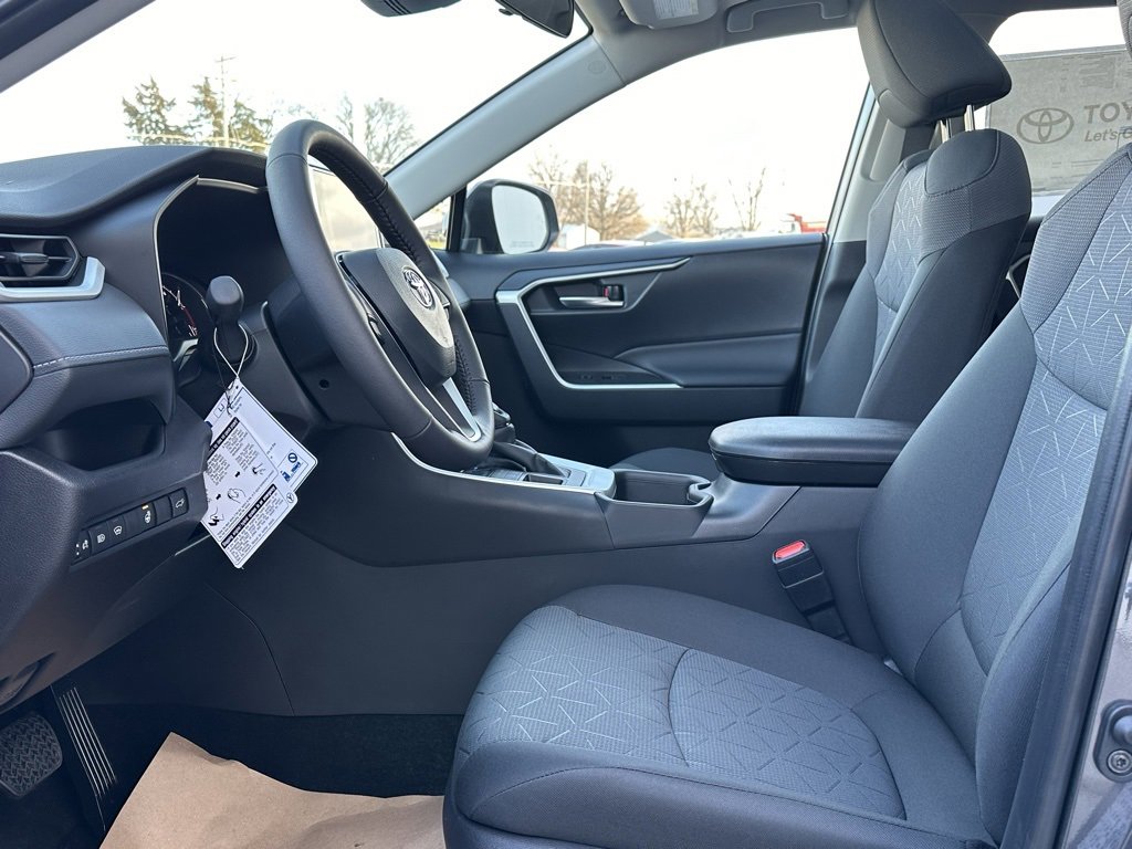 New 2025 Toyota RAV4 XLE image 9