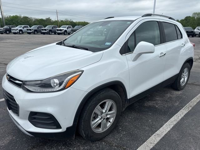 Used 2017 Chevrolet Trax LT w/ LT Convenience Package FWD image 5