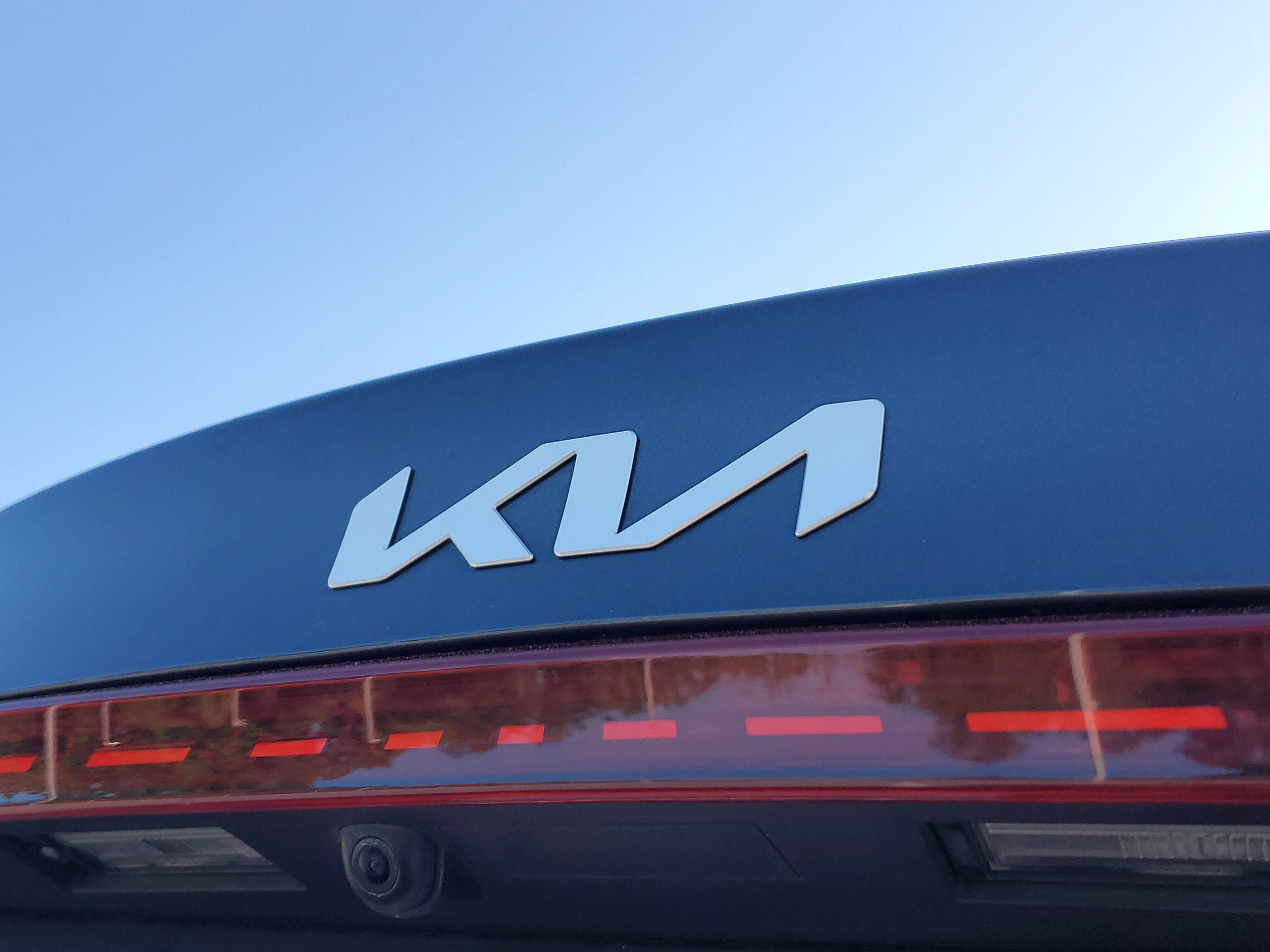 Used 2024 Kia Forte LXS FWD image 8