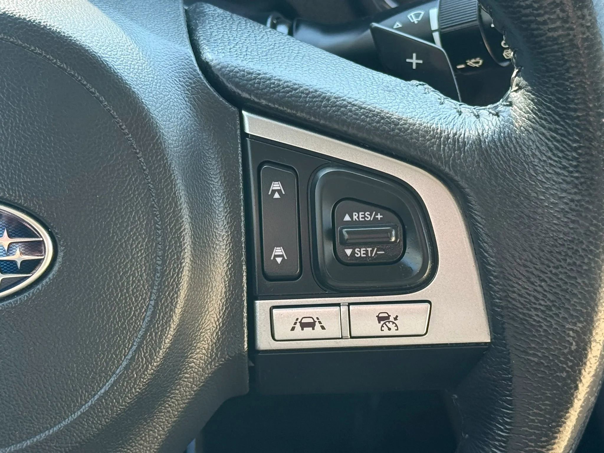 Used 2017 Subaru Outback 2.5i Limited AWD/4WD image 31