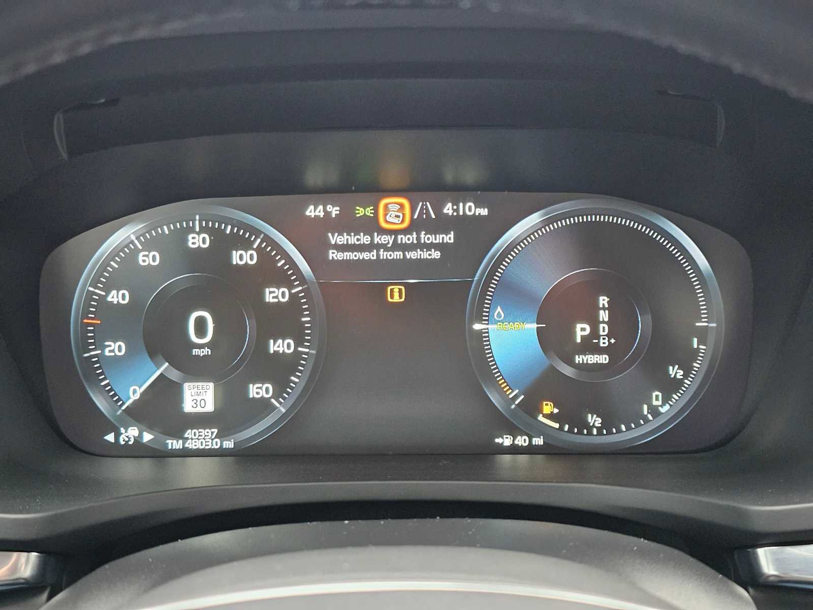 Used 2022 Volvo S60 T8 R-Design Expression w/ Advanced Package image 26