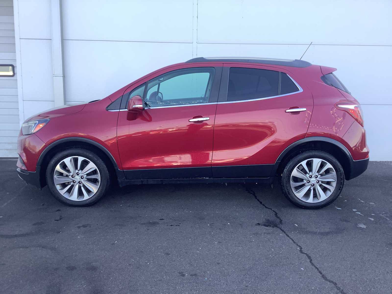Used 2019 Buick Encore Preferred w/ Safety Package image 2